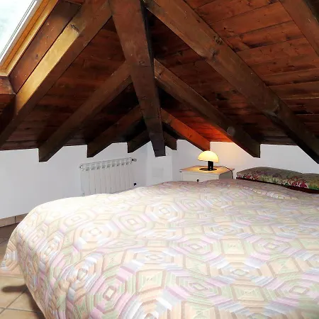 Locazione Turistica Casa Ria Apartment *